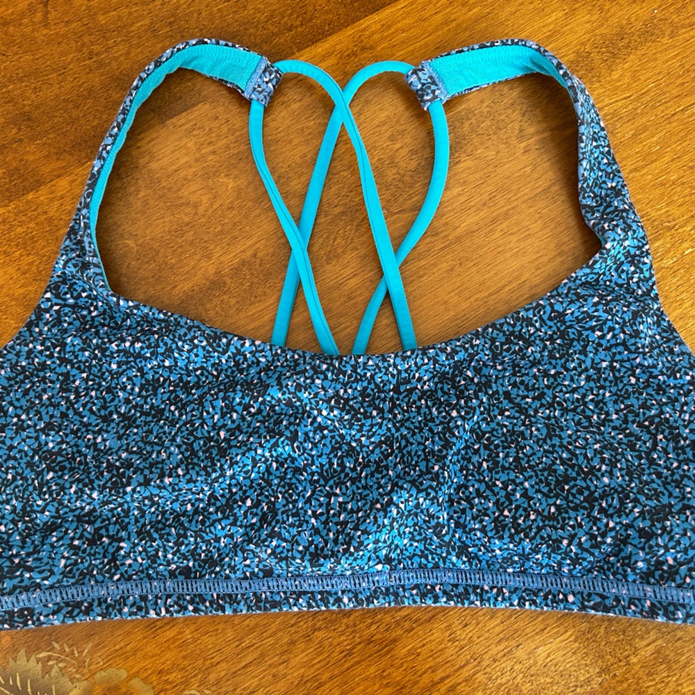 Lululemon Free To Be Sports Bra size 6